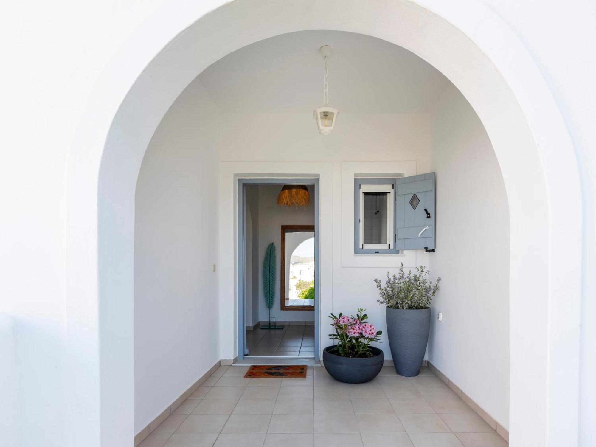 Valeli Two Naousa (Paros)