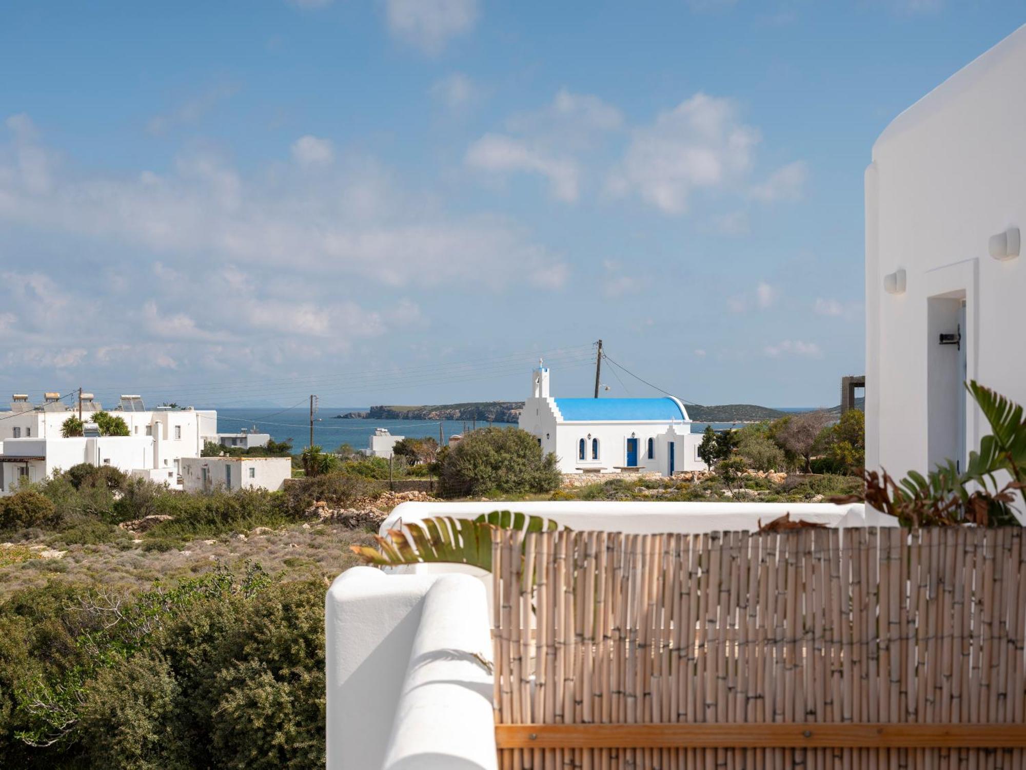 Valeli Two * Naousa (Paros)